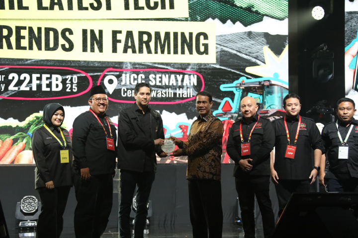 Mentan Amran Ajak Anak Muda Jadi Konglomerat Lewat Sektor Pertanian