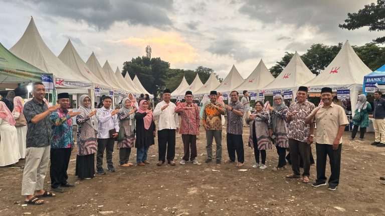 Bupati Sleman Buka War Takjil Ramadhan Sinduadi,Dukung UMKM