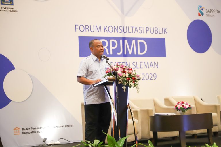 Bupati Sleman Harda Kiswaya Buka Forum Konsultasi RPJMD