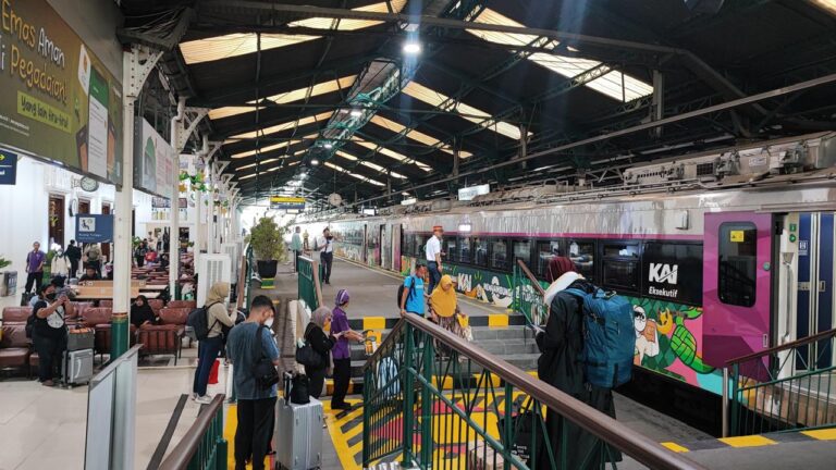 Tiket KA Lebaran Daop 6 Yogyakarta Laris Manis