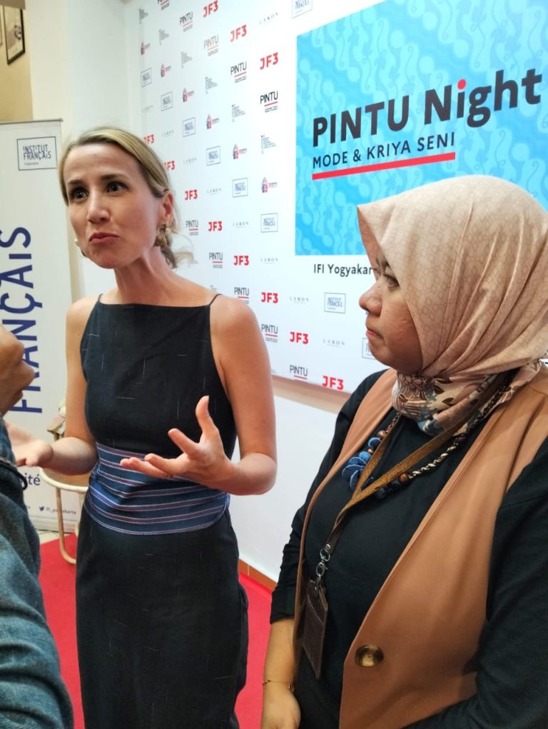 Delegasi Desainer Prancis Eksplorasi Budaya Jawa, Siap Gaet Kolaborasi Mode Lokal