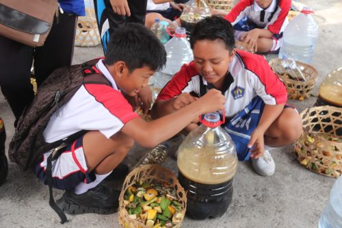 Bupati Buleleng Apresiasi Komunitas Eco Enzyme, Dorong Gerakan Hijau dari Desa