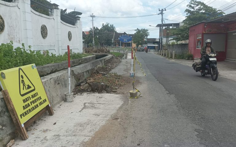 Pemkot Yogyakarta Perbaiki Jalan Pangeran Wirosobo & Sadewa, Akses RS dan Rutan Tetap Lancar