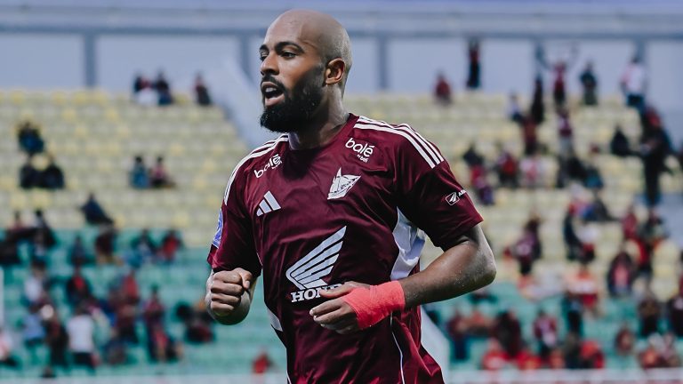 PSM Makassar Fokus Hadapi Persis Solo: Alex Tank Panas Usai Hattrick ke Gawang PSBS