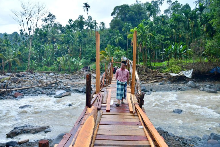 Akses Malalak Kembali Terhubung, Pemkab Agam Siapkan Jembatan Permanen Pascagalodo